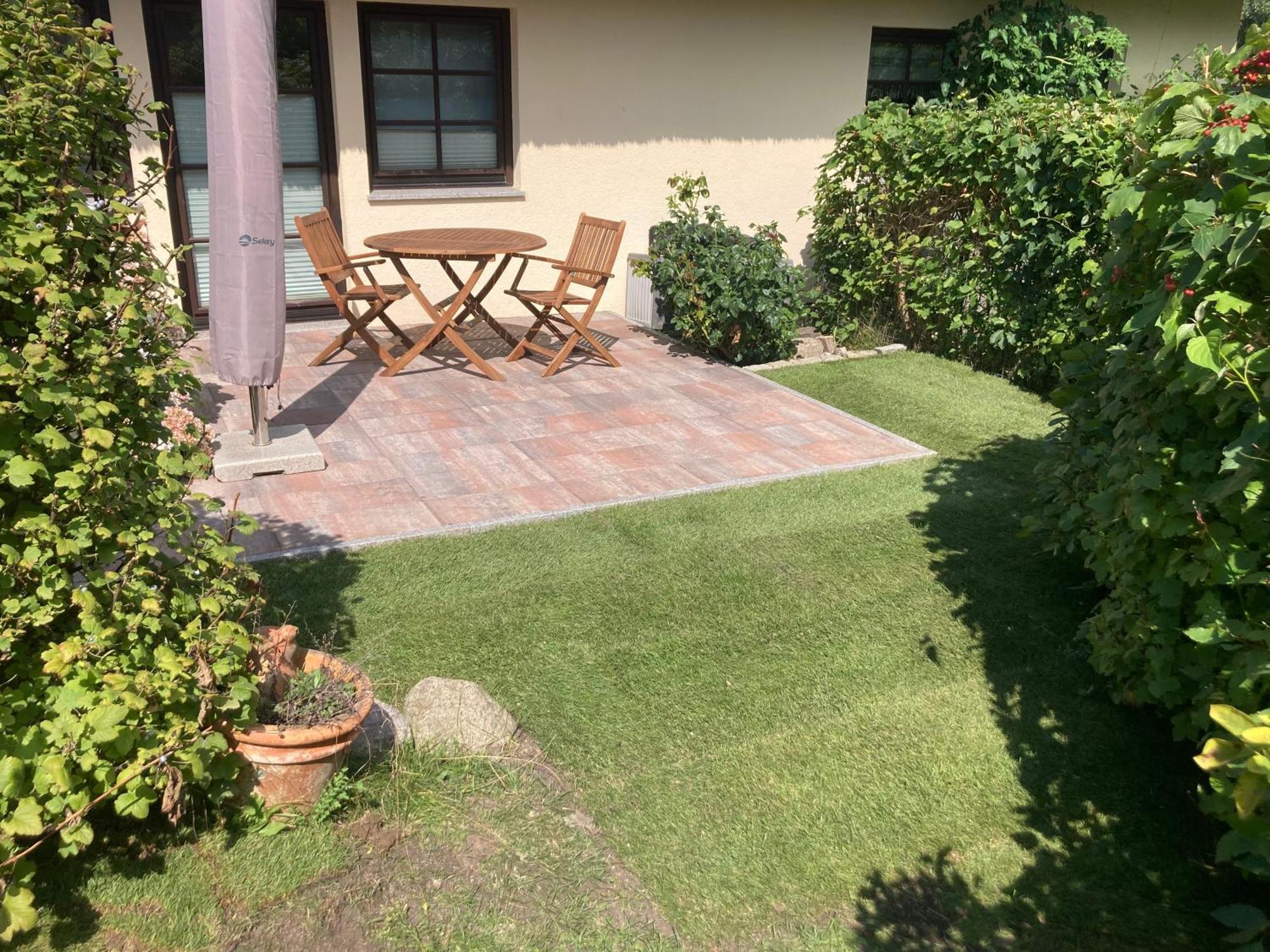 Ferienwohnung Zum Froschkoenig Ahrenshoop Exterior foto
